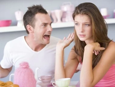 Θέλετε να κρατήσει ο γάμος σας; - Μην πείτε αυτές τις φράσεις ποτέ!